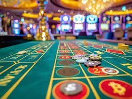 Pengguna meninjau syarat promo hiburan online